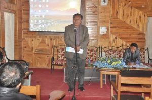 Deputy Commissioner Phek & DPDB Vice Chairman, Murohu Chotso addressing the DPDB meeting.
