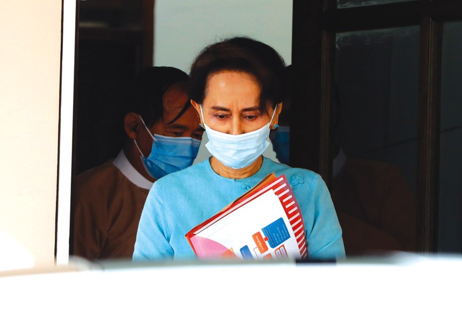 Myanmar's jailed ex-leader Suu Kyi transferred due to heatwave