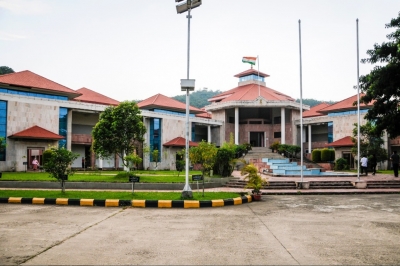 Manipur violence: SC refuses urgent listing of plea seeking protection of tribals, Manipur HC asks state govt to provide limited internet services
