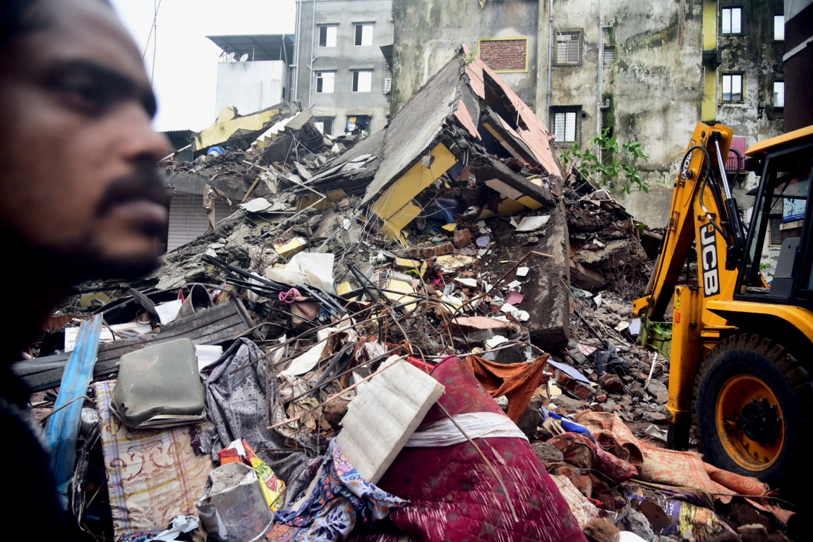 3 dead after 4-storey building collapses in Navi Mumbai; 2 rescued from under rubble