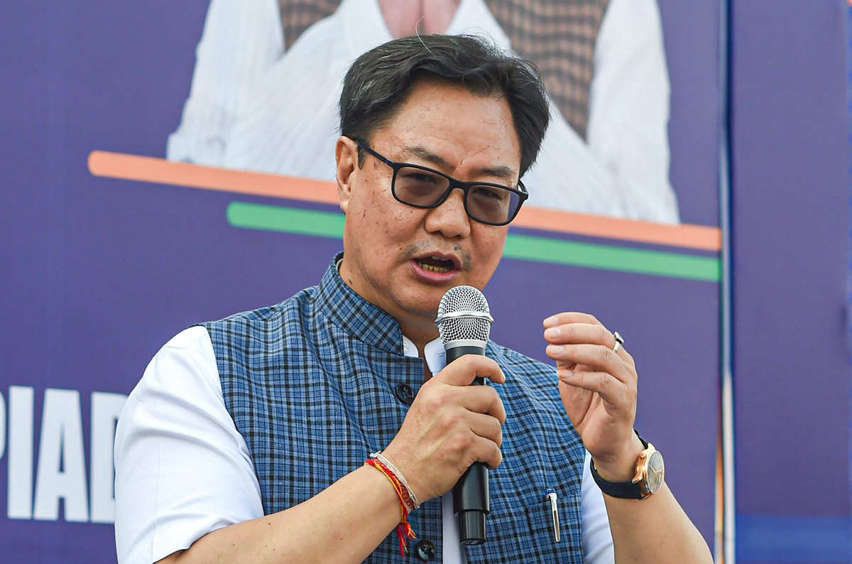 Kiren Rijiju slams retired judges' campaign against Amit Shah, criticises opposition
