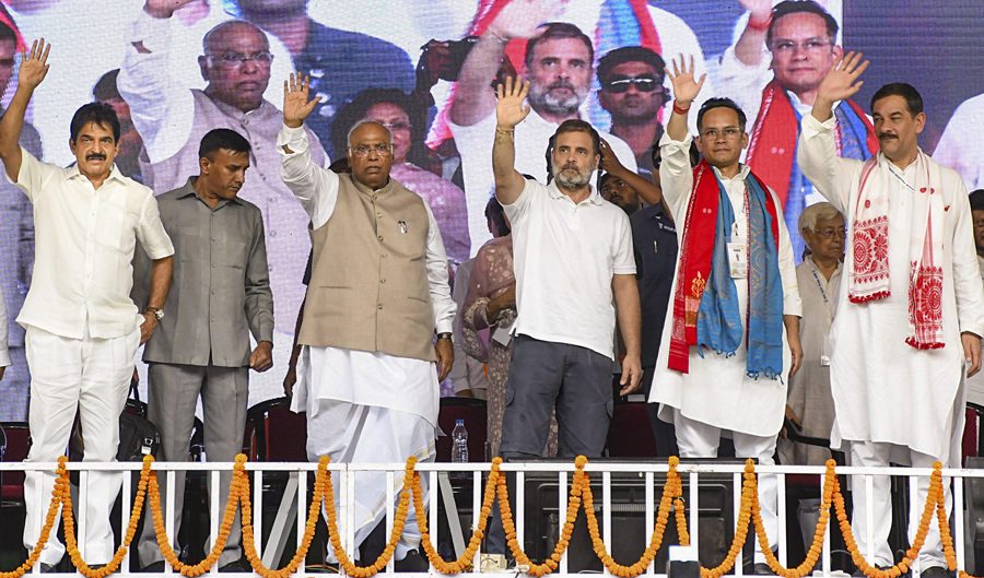 Assam CM will eventually land in jail for corruption: Rahul Gandhi