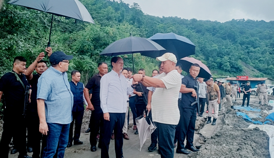 CM Neiphiu Rio inspects landslide-affected NH-29 near Old KMC dumping site