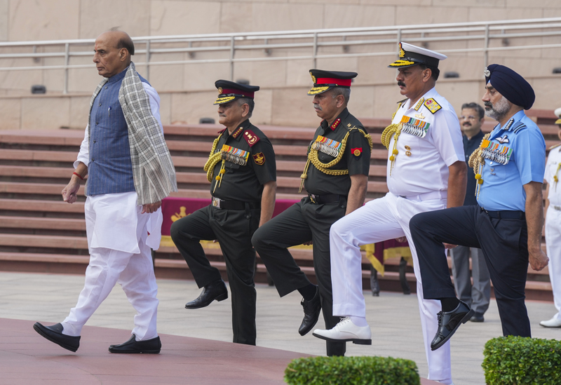 Kargil Vijay Diwas: Murmu, Modi lead nation in paying tributes to 1999 bravehearts