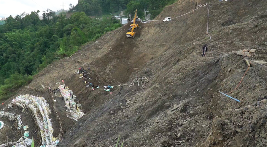 CM Rio inspects landslide-hit NH-2 at Phesama, stresses need for permanent solution