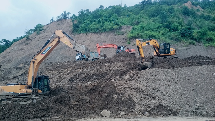 Restoration work underway on sunken NH-2 road at Phesama; partial traffic resumption likely soon