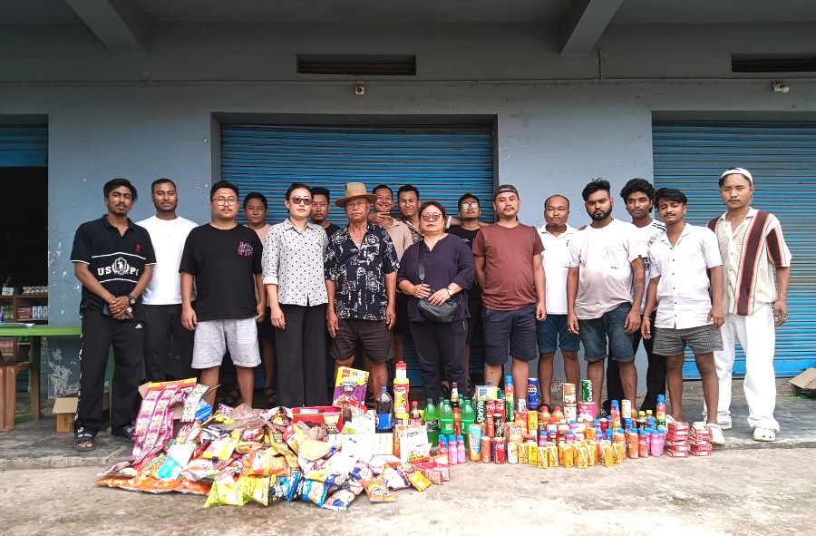 DMC Councillor Nzanbeni inspects shops in Kevijau Colony