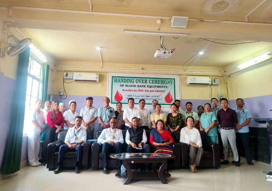District Hospital Mon receives blood storage equipment
