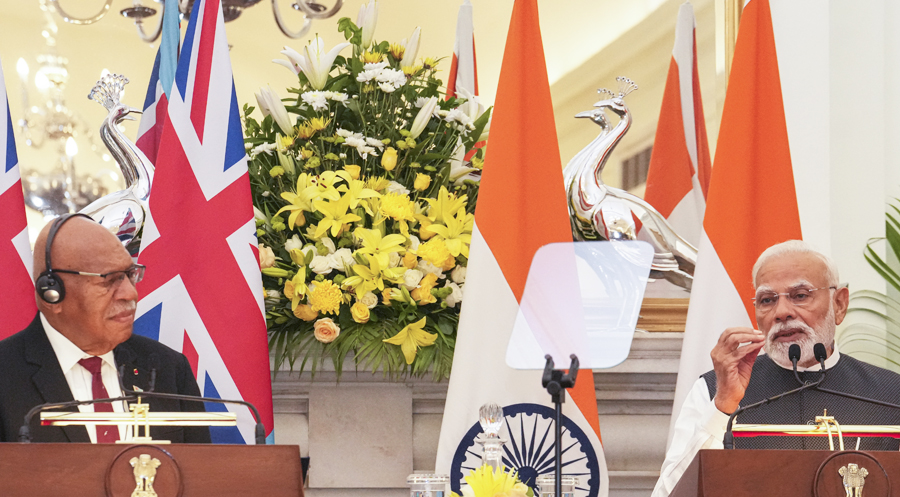 India, Fiji decide to boost defence ties
