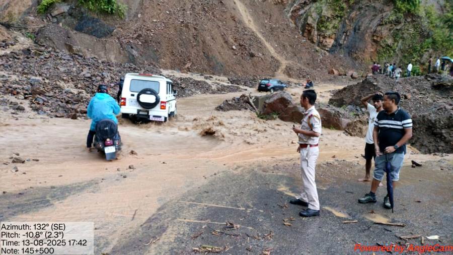 Rain triggers mudslide on NH-29, one-way traffic restored