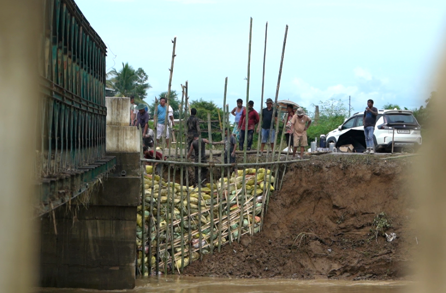 Nagaland: Villagers restore Dubagaon–Khughovi Bailey Bridge after flood damage