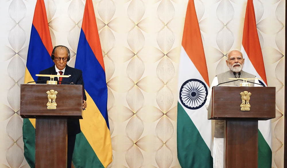 India announces USD 680 million special economic package for Mauritius; two sides ink 7 pacts