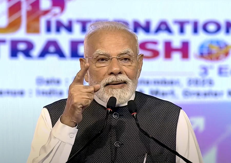 Government stands shoulder to shoulder with entrepreneurs, PM Modi pitches ‘Make in India’ at UP trade show