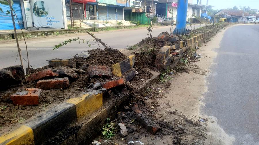 Renovated lane divider in Dimapur damaged hours after completion