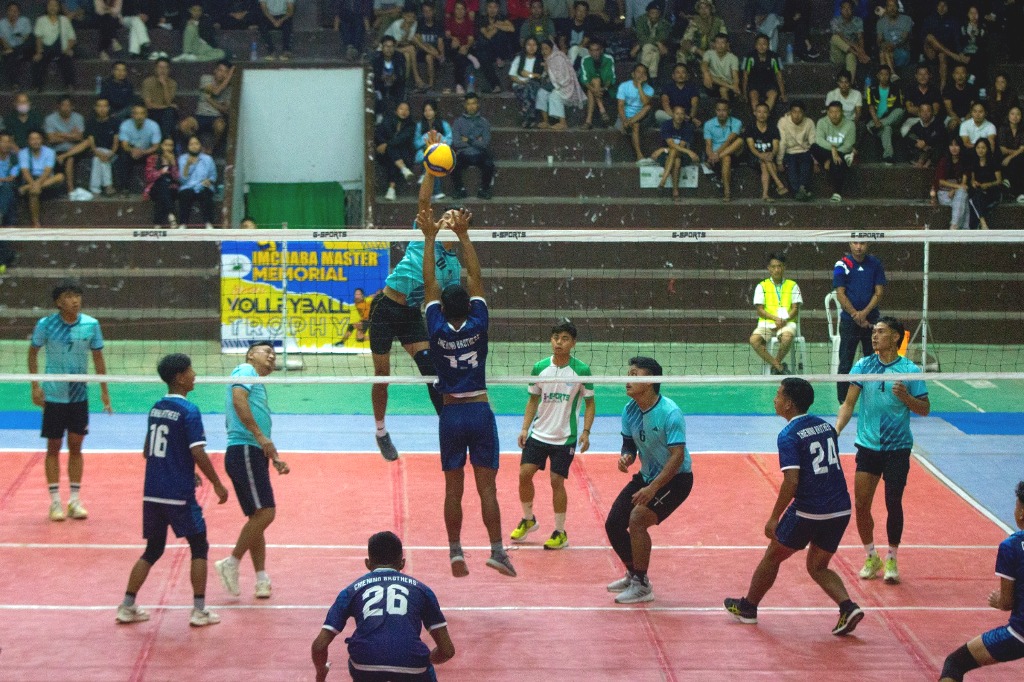 VOLLEYBALL