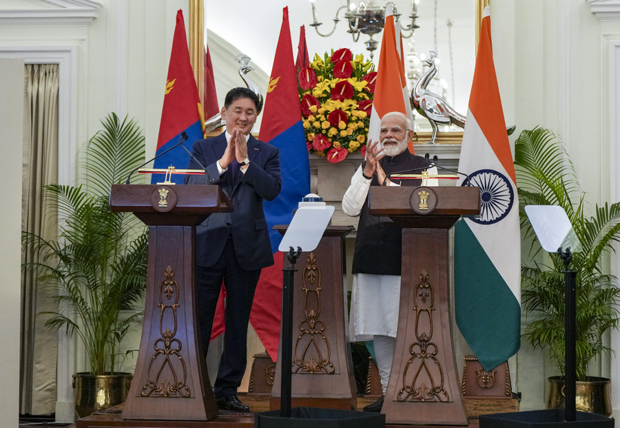 India reliable partner in Mongolia's development: PM Modi after hosting Mongolian president