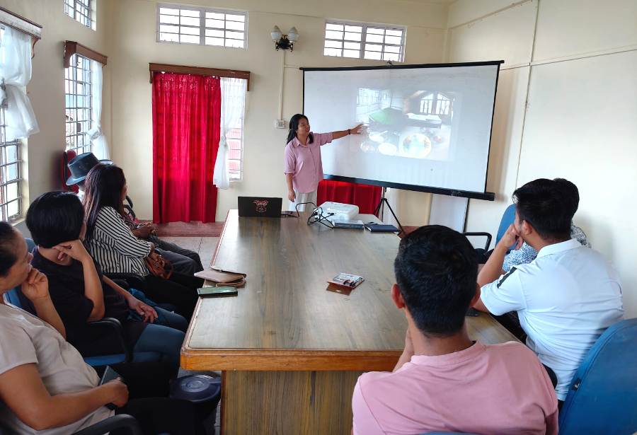 Roundtable talk: Mopungchuket village envisions tourism boom