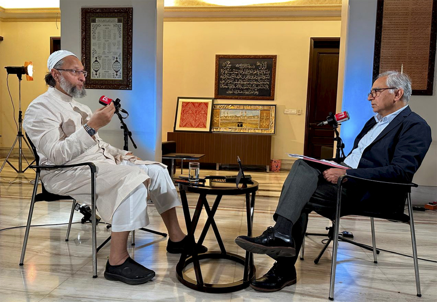 Asaduddin Owaisi slams new Waqf law, hopes for justice from SC